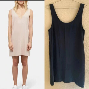 Theory Sullivan Crepe Double V Dress Size Medium